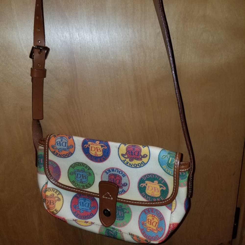 Used D&B crossbody. Very small.